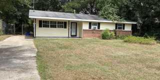 13 Linda Ln Gallery 1