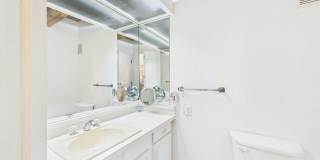 651 S Monarch Street unit: 104 Gallery 18