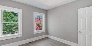 1711 ASHBURTON Street Gallery 17