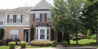End Unit Townhome in Highland Creek Community! Gallery 1