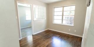 Well-kept home + 3 bedroom + 1 bathroom Gallery 9