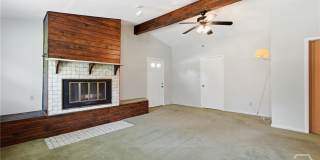 520 Windsor Road Gallery 12