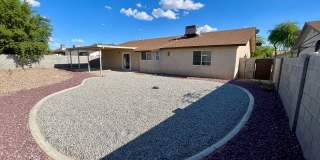4 Bedroom in Mountain View-11348 E 24th Ln Gallery 27
