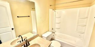 Townhome for Lease in North Austin! Gallery 11