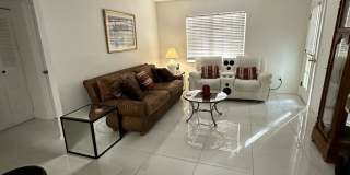 1051 Forrest Nelson Boulevard Gallery 14