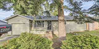 3bed/2bath Home with Fully Fenced Yard & Bonus Loft in Auburn! Gallery 1