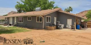 7 Bedroom Home in Bloomington Gallery 39