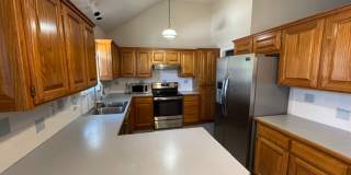 Beautiful 3 Bedroom in Whispering Timbers! Gallery 6