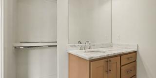 Newly Renovated Condominium Gallery 16