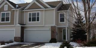 10651 Pond Curve Gallery 1