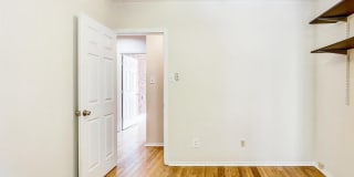 4447 Baker St Gallery 22