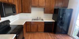 3 bd 2.5 ba condo Gallery 6