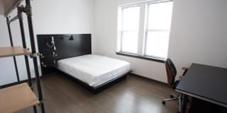 5300 S Drexel Gallery 16