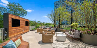 Prairie Shores Gallery 17