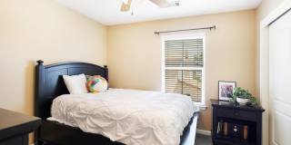 3 BED 2.5 BATH TOWNHOME IN THE VILLAGES OF SHASTA VIEW GARDENS Gallery 11