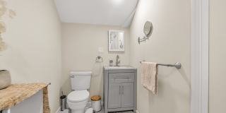 462 Glendale Avenue Gallery 18