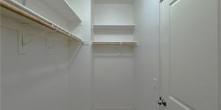 2710 Valor Gallery 36