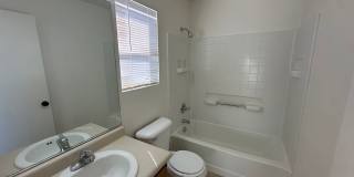 Two-Story 3 Bed/2.5 Bath with 2nd Floor Laundry Room! Gallery 13