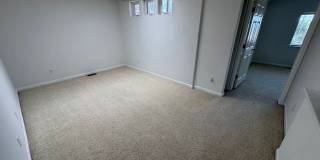 Spacious townhome with great views Gallery 22