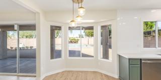 1018 W Kings Avenue Gallery 10