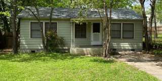 Funky East Side 2 Bedroom Gallery 1