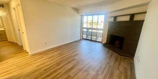 **$500 Move in Special**  Updated Spacious 1 bed/1 bath in Aurora Gallery 9