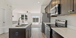 66 NATIONAL Street Gallery 11