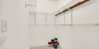 1601 LADUE Court Gallery 29