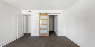 Royal Arms of Green Hills Gallery 6