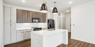 The Pullman Luxury Apartment Homes Gallery 78