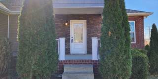 $1650 - 3 Bedroom 2 Bath Ranch Home Gallery 3