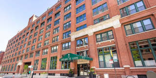 411 West Ontario Street Gallery 1