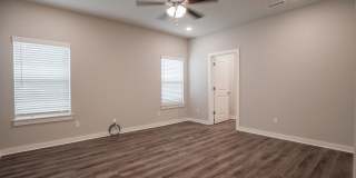 4 bedroom 3.5 bath home! Gallery 11