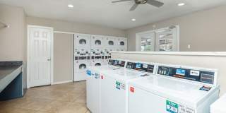 Kensington Station Apartment Homes Gallery 15