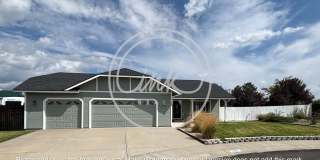 3 Bedroom 2 Bathroom Home in Gardnerville Ranchos Gallery 1
