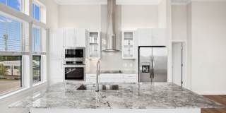 3500 West View Gallery 7