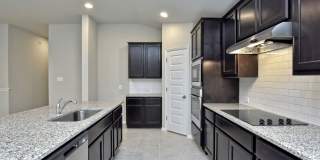 4 BR / 2 BA - 1832 SF One-Story Home - LAGO VISTA! Gallery 10