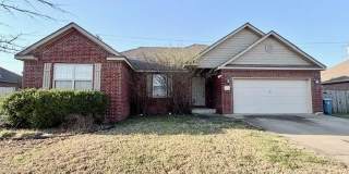 2903  SW Tanglewood  AVE Gallery 1