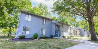 Woodlake Apartments of Indianapolis Gallery 11