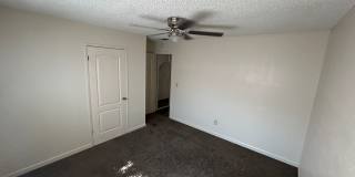 93 E. Hazelwood #B Gallery 1