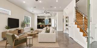 603 W 30th Street Gallery 1