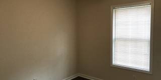 Pet Friendly 3 Bedroom, 2 Bath Home with Garage and Fenced In Back Yard! Gallery 9