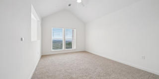 Colina Hillside Gallery 90