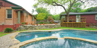 Bel Meade Beauty with Heated Pool and Hot-tub Gallery 29