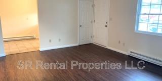 223 Maxwell St. Gallery 1