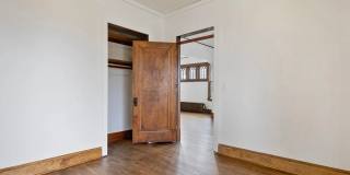 8 Bedroom 3 Bathroom House Available Sept or August - Close to Campus - August 1 or ASAP Move In! Gallery 4