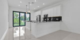 5501 Santa Rosa Lane Gallery 8