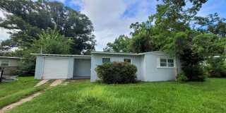 89 S. Garfield Rd Pensacola. MOVE IN SPECIAL: HALF OFF first full month of rent!!! Gallery 1