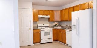 9228 BLUE GRASS Road Gallery 5