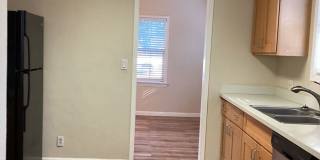 2-Bed, 2-Bath Cottage PENDING Gallery 8